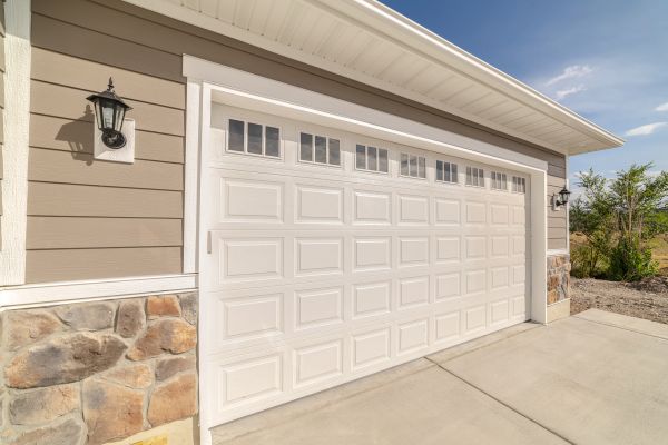 Cost of Garage Lifting in Canton